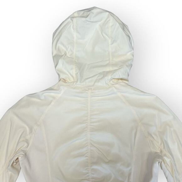Lululemon In Flux Jacket SIZE 8 Cream Off White Luon Swift Lightweight Thumbhole - Picture 8 of 12